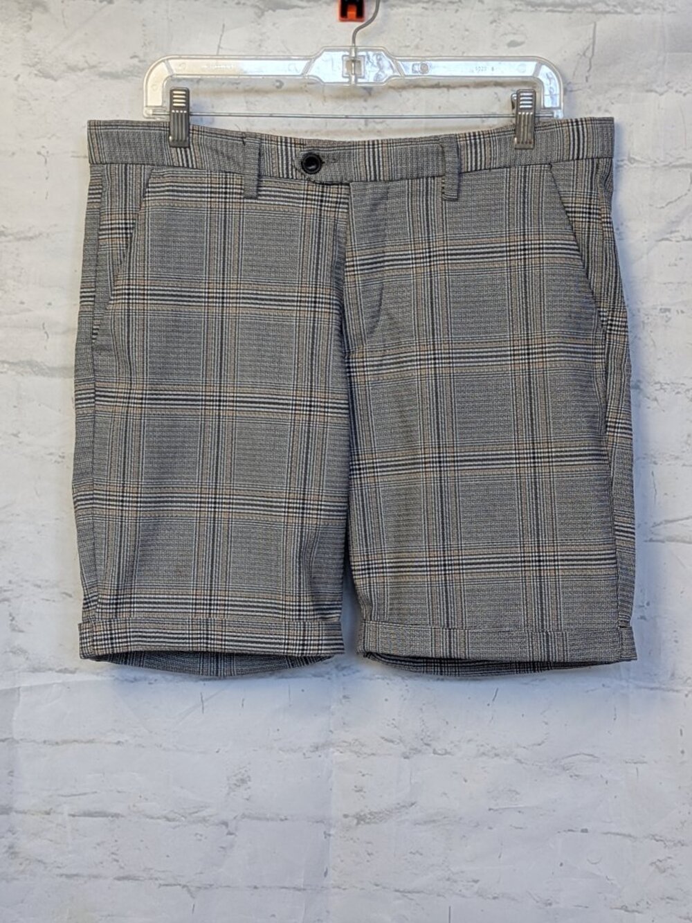 JACK & JONES Men's Regular Fit Gray Plaid Smart Shorts Size Large